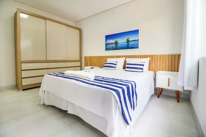Room 48 of 185