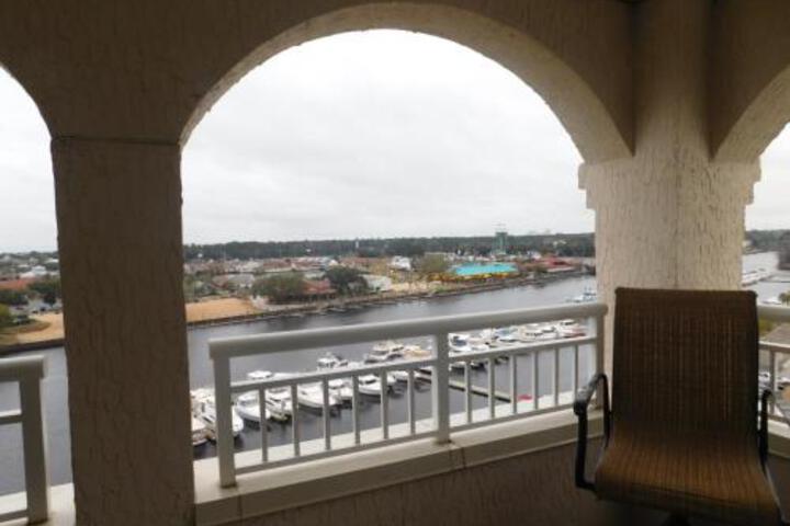 Exterior of Yacht Club Villas #2 1005