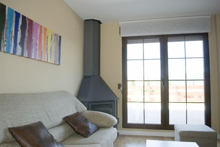 Room 2 of 29