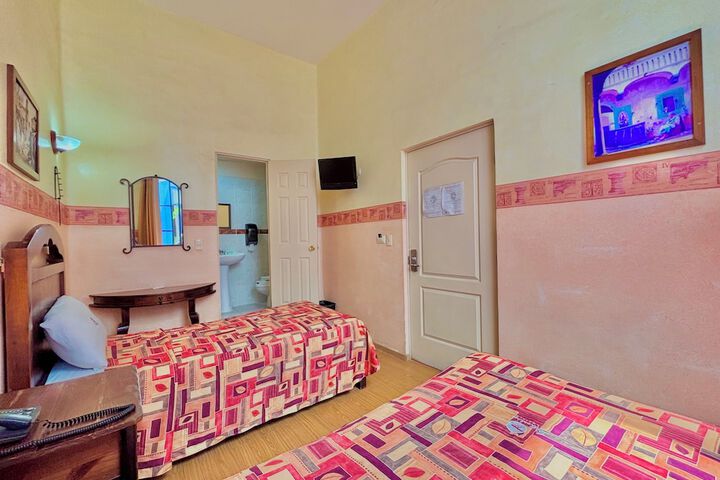 Room 10 of 47