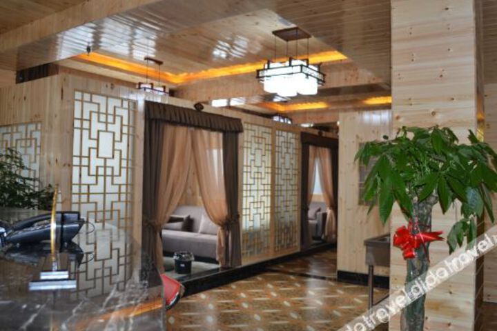 Hotel Interior 4 of 10