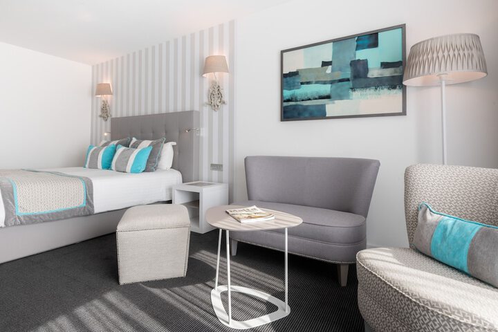 Room 32 of 72