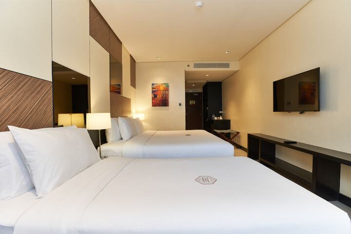 Room 10 of 91