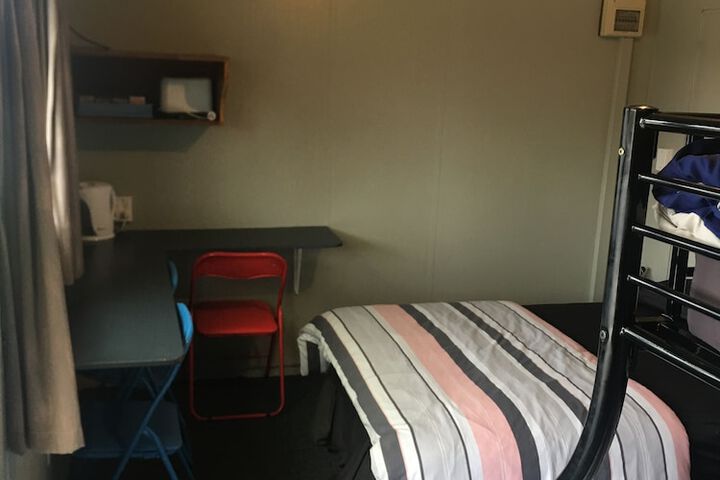 Room 12 of 62