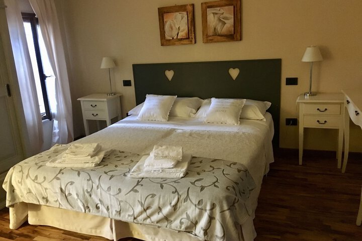 Room 17 of 44