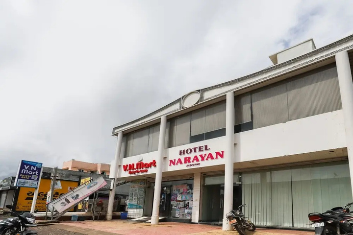 Hotel Narayan Executive Gujrat