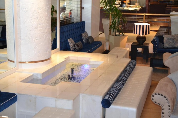Hotel Interior 5 of 242