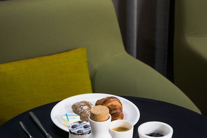 Dining Photos