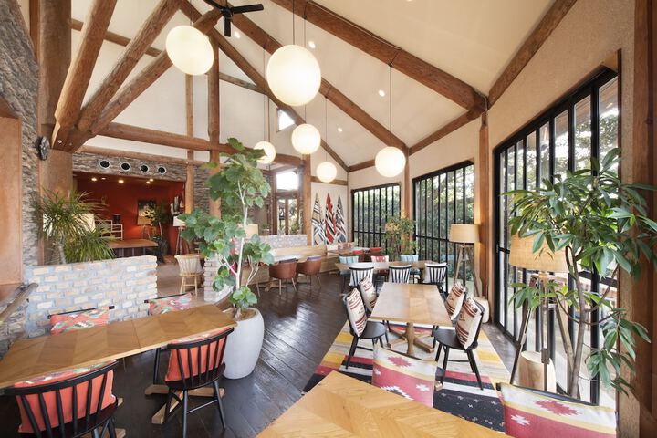 Dining Photos
