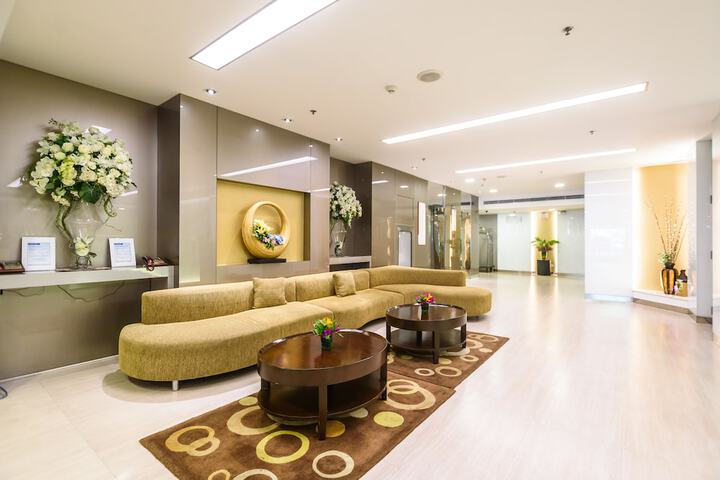 Guest Lobby