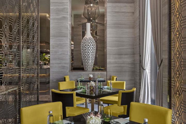 Dining 167 of 268