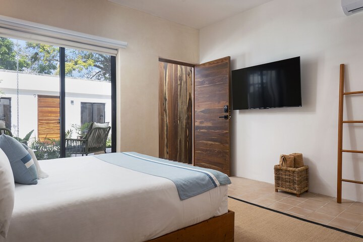 Room 34 of 57
