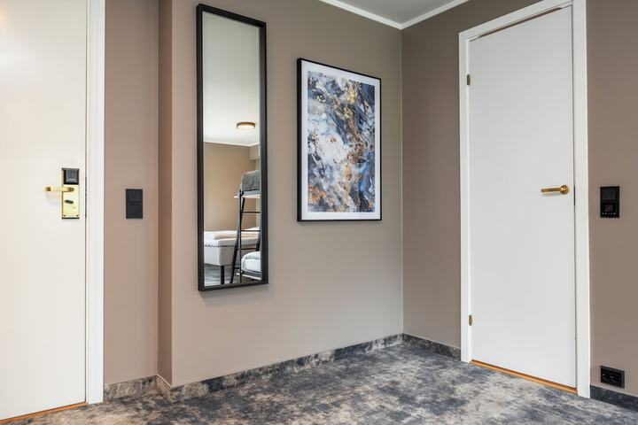 Room 19 of 47