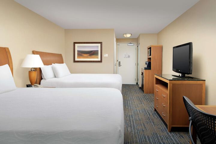 Room 10 of 37