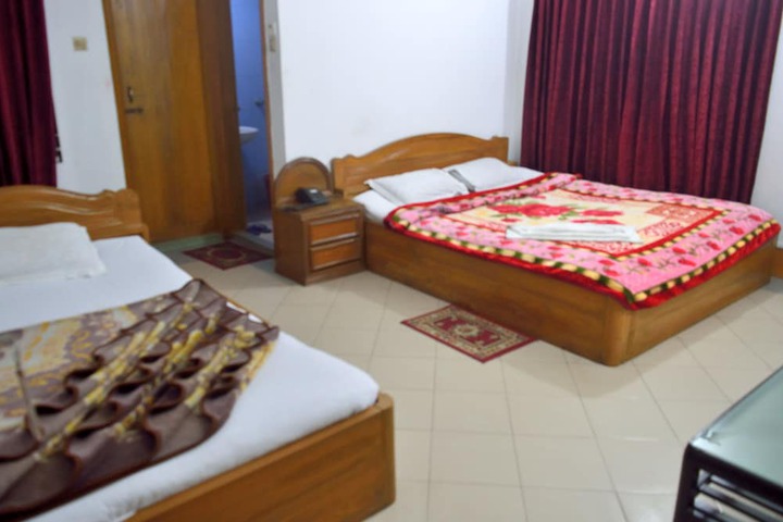 Room 27 of 59