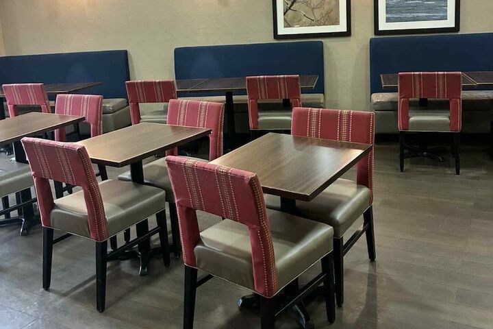 Breakfast area