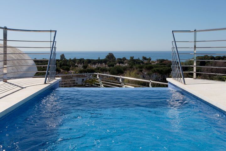 Pool 62 of 174