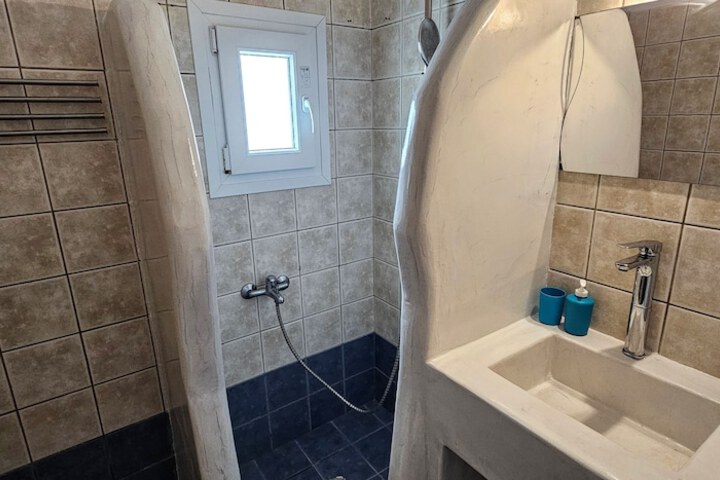 Room 44 of 278