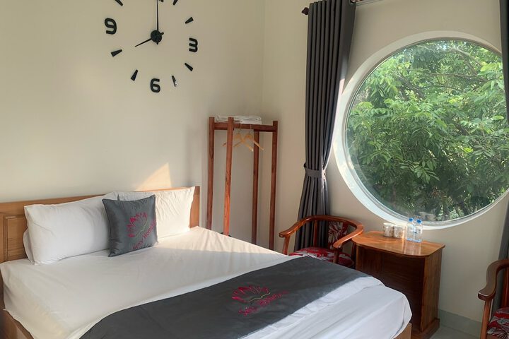 Room 5 of 26