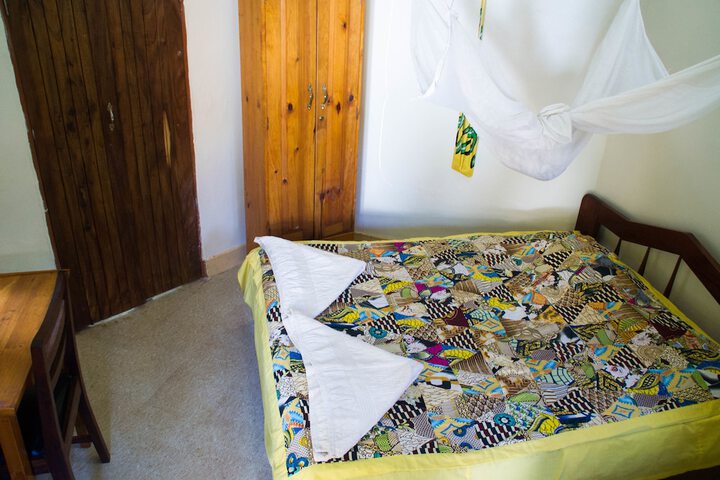 Room 10 of 35