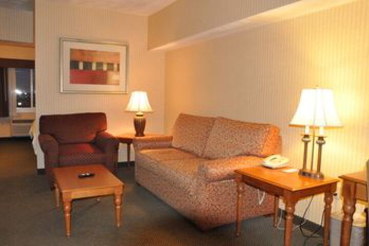 Room 5 of 24