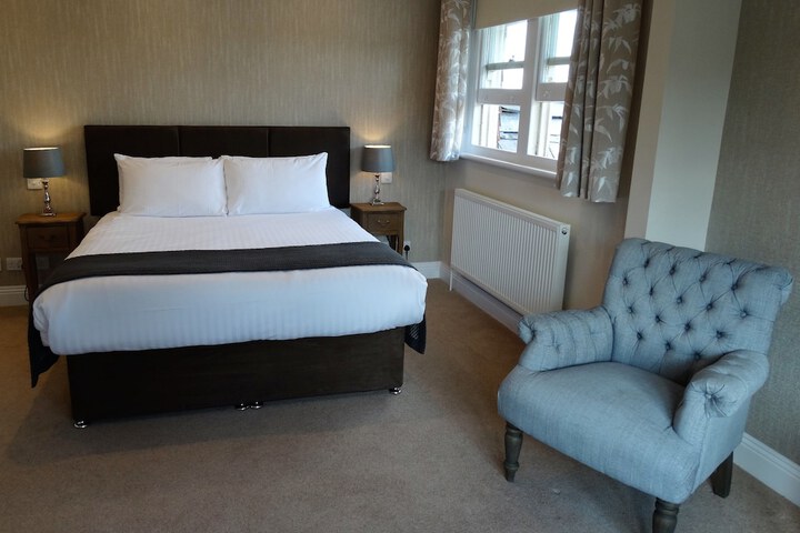 Room 9 of 50