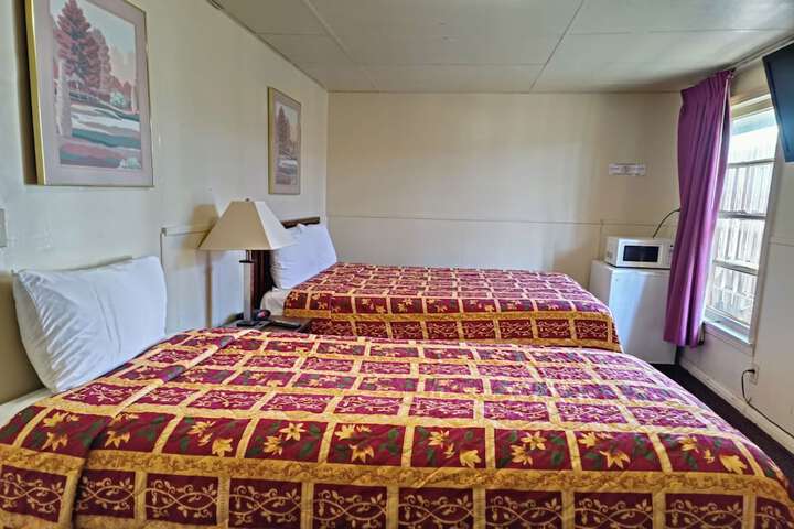 Room 12 of 19