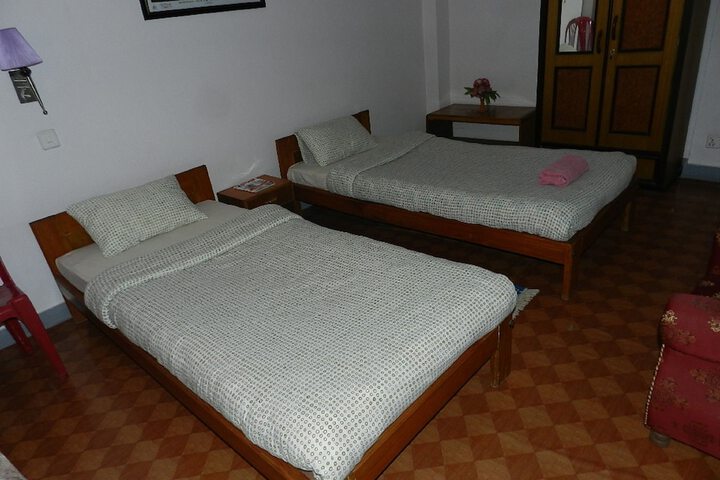 Room 16 of 68
