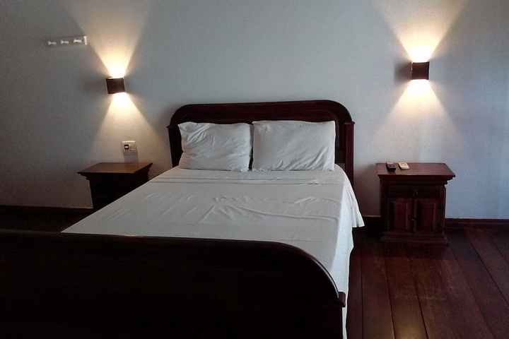 Room 8 of 41