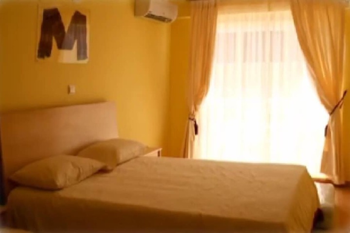 Room 5 of 26