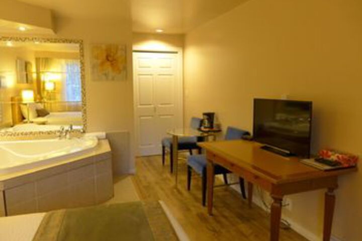 Room 25 of 42
