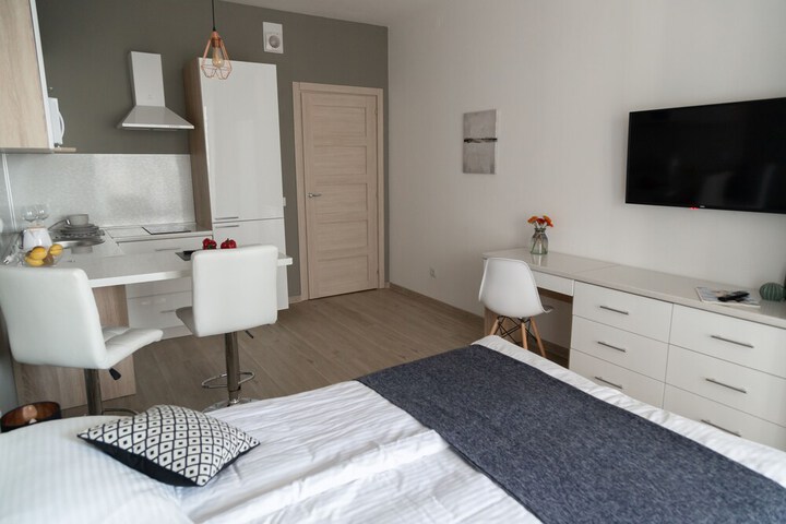 Room 8 of 48