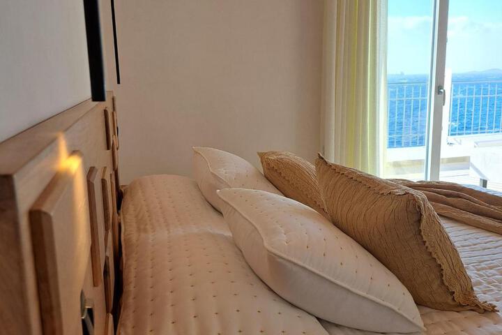 Nisaki Hotel & Elite Suites