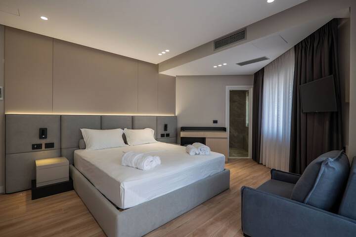 Room 19 of 41