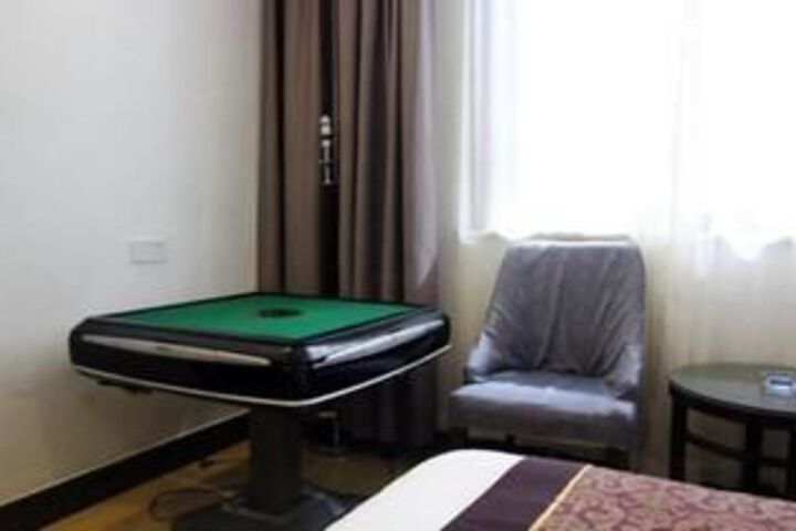 Room 21 of 54