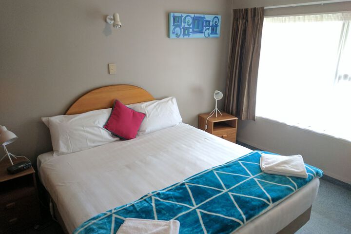 Room 9 of 52
