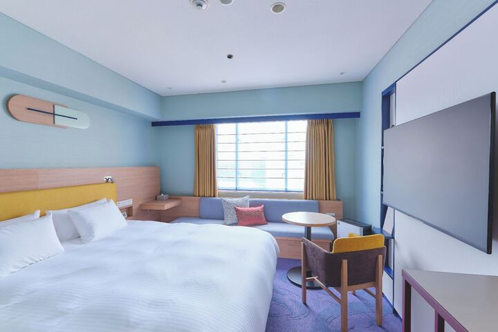 Room 30 of 94