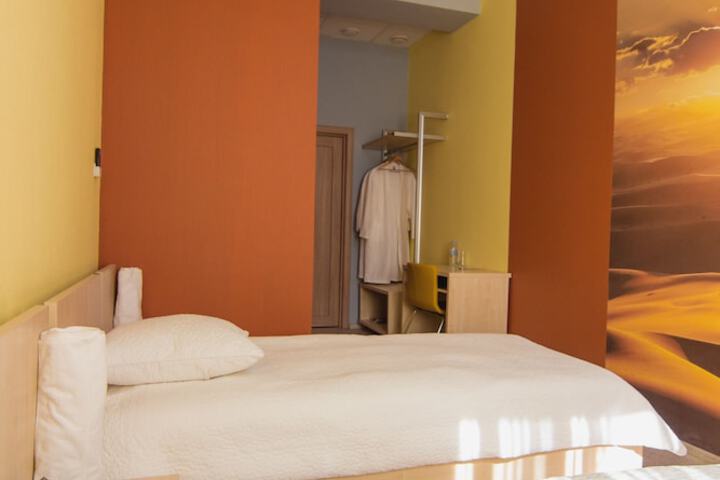 Room 22 of 92