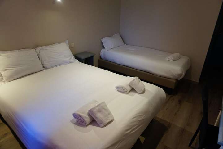 Room 14 of 43