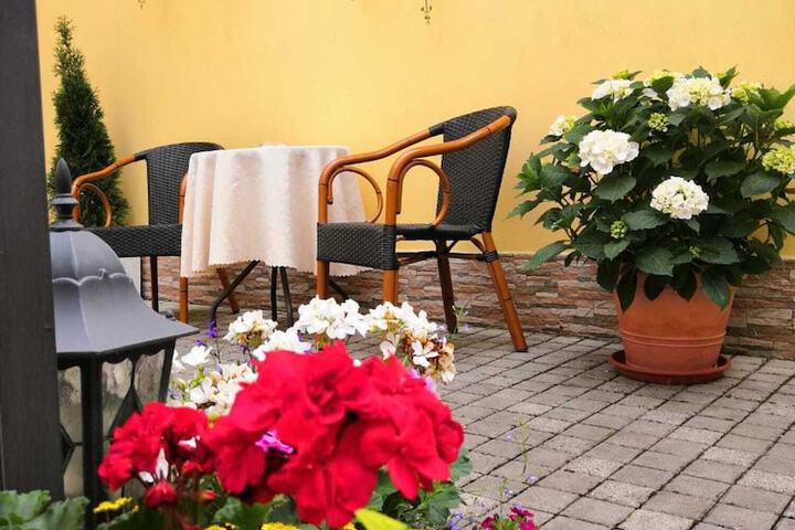 Terrace/Patio 17 of 42