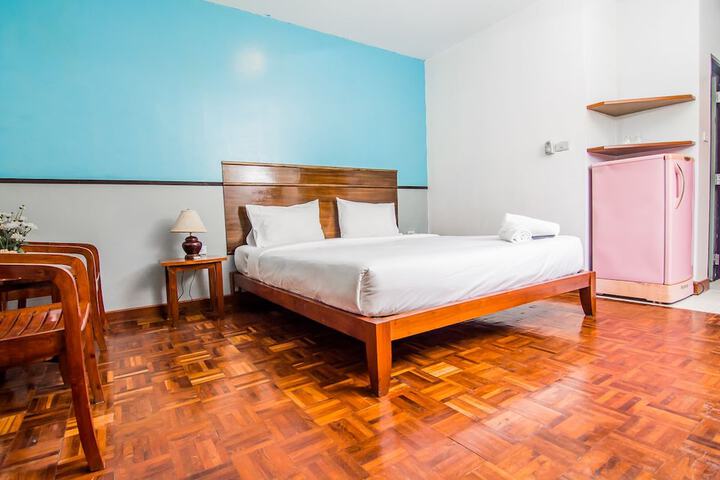 Room 7 of 38