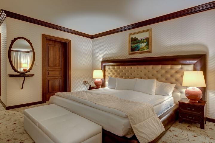 Room 37 of 85