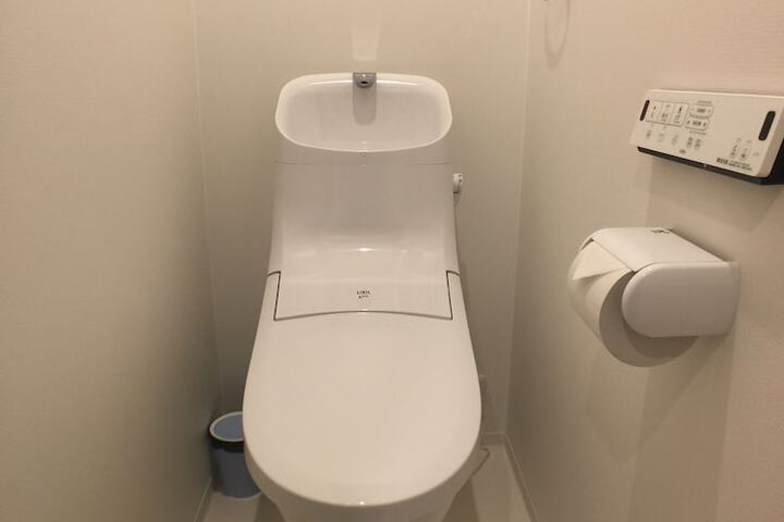 Room 15 of 21
