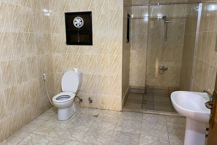 Room 21 of 29