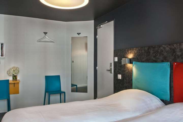 Room 15 of 26