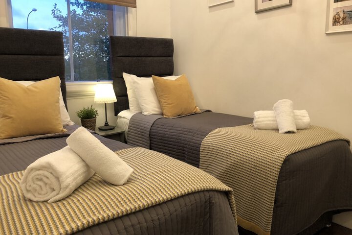 Room 3 of 28