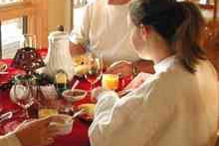 Dining 21 of 23