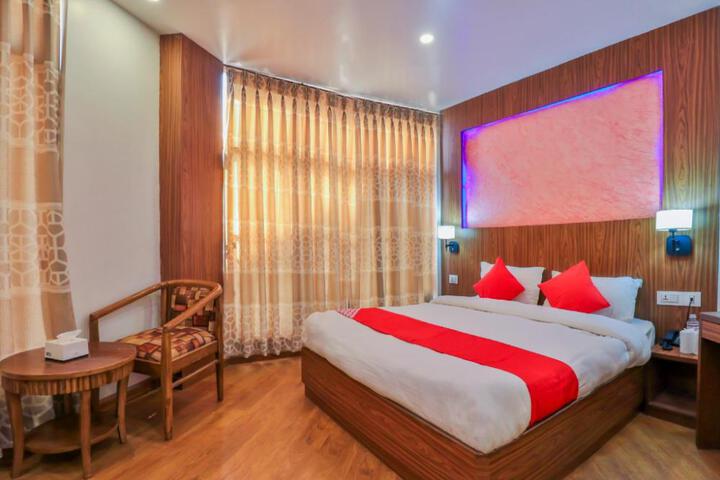 OYO 676 Hotel Maalaxmi Inn