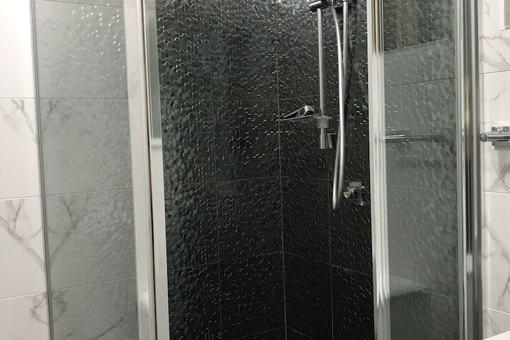 Room 21 of 33