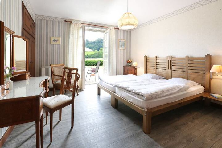 guest_rooms